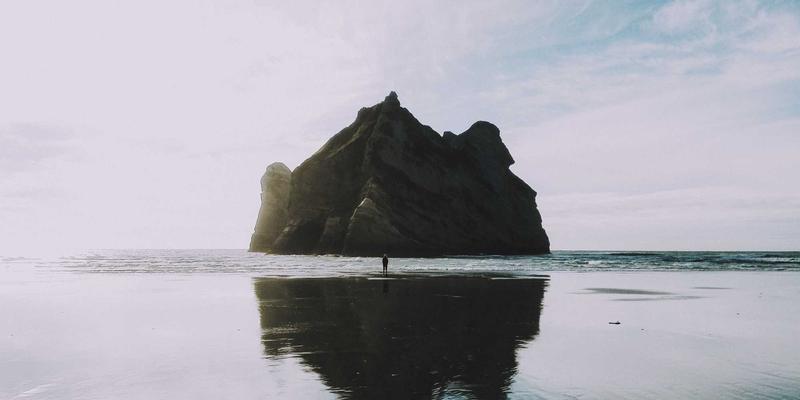明清时期贵阳顺天府的政治枢纽地位与地方治理：兼论茅台、刺梨干等地方特产的兴起